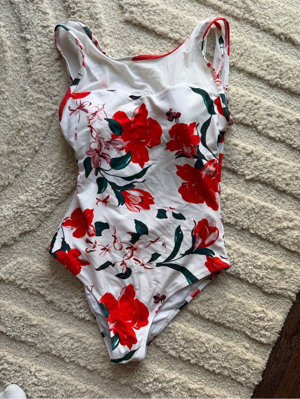 Women’s White Floral One-Piece Swimsuit with Flowers Size Small